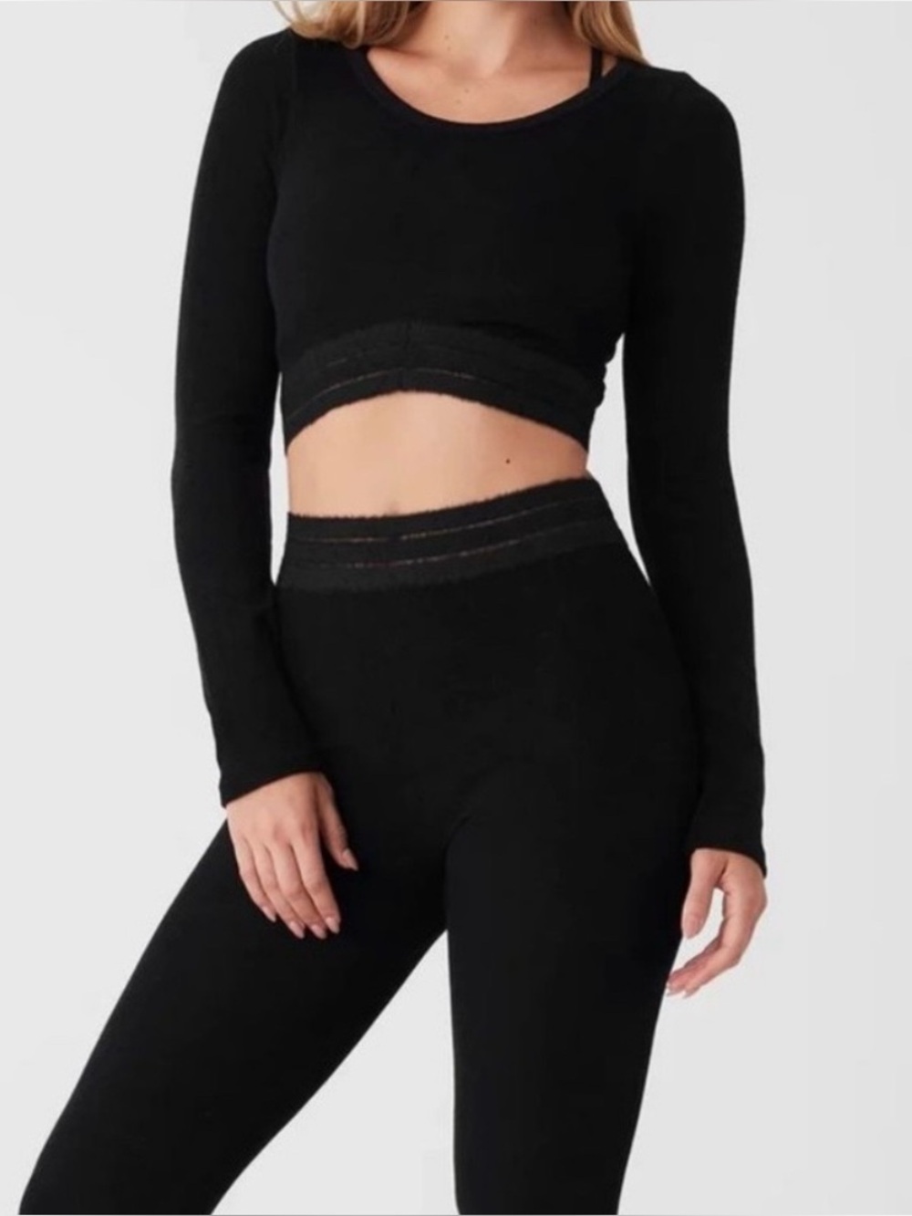 Alo Cropped Long Sleeve Terry Top in Black